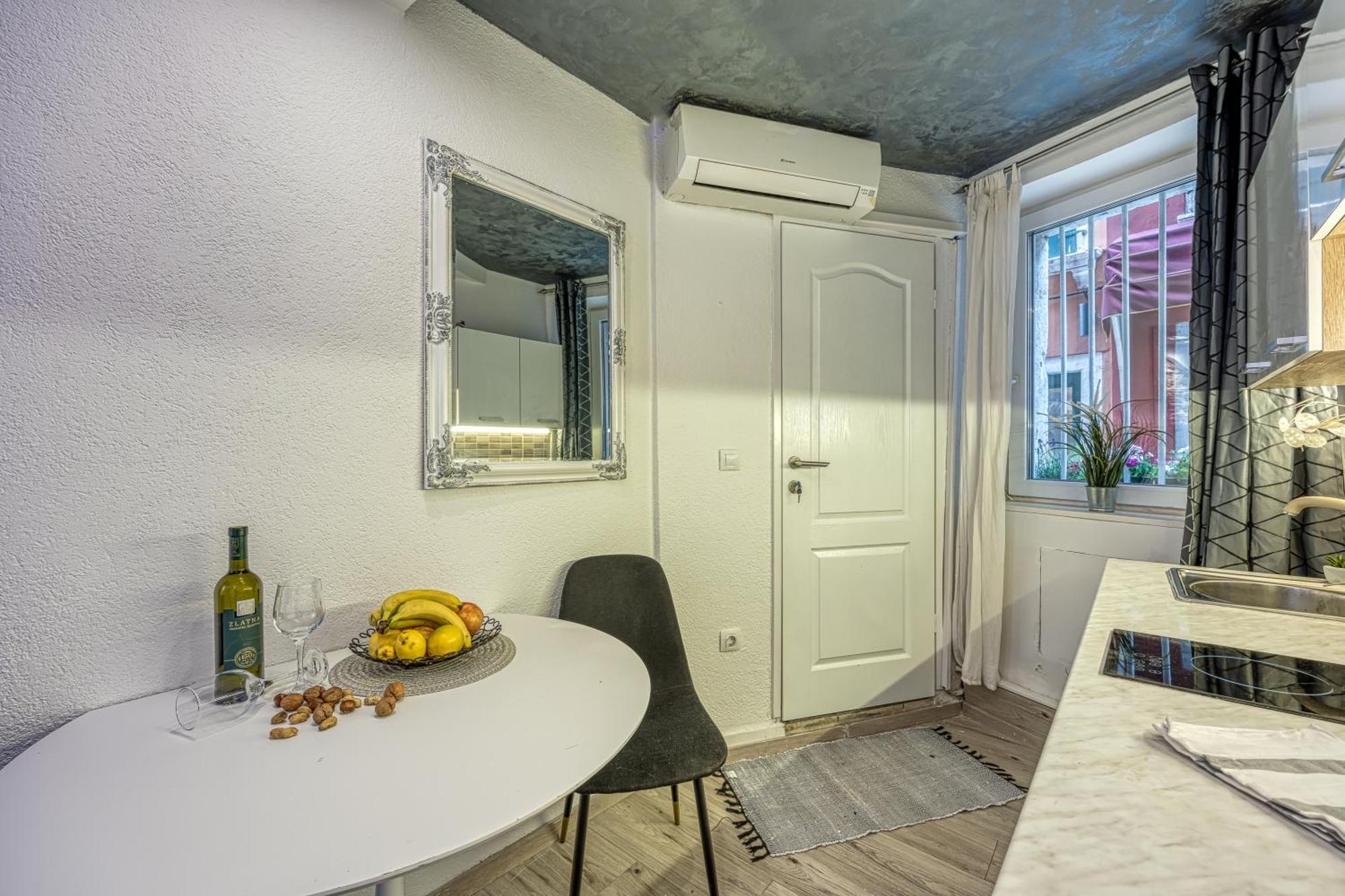 Studio Katarina Rovinj Exterior foto